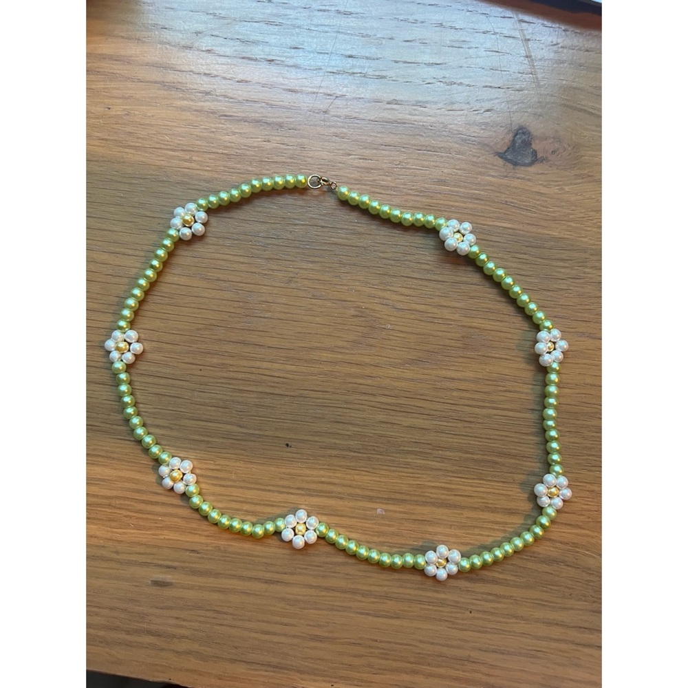 Beaded flower necklace